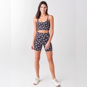 LIKE NEW - Beach Riot Daisy Floral Black Women's Bike Short